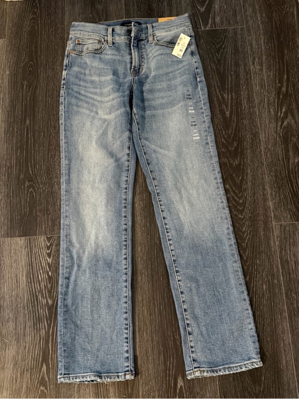 Aeropostale Women's Light Blue Straight Leg Jeans